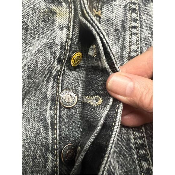 Happy Nature Ultra High Seamed short Gray Wash Button fly Jeans Sz 28 NWT - Picture 3 of 12